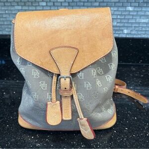 Dooney & Bourke Signature Backpack Purse EUC